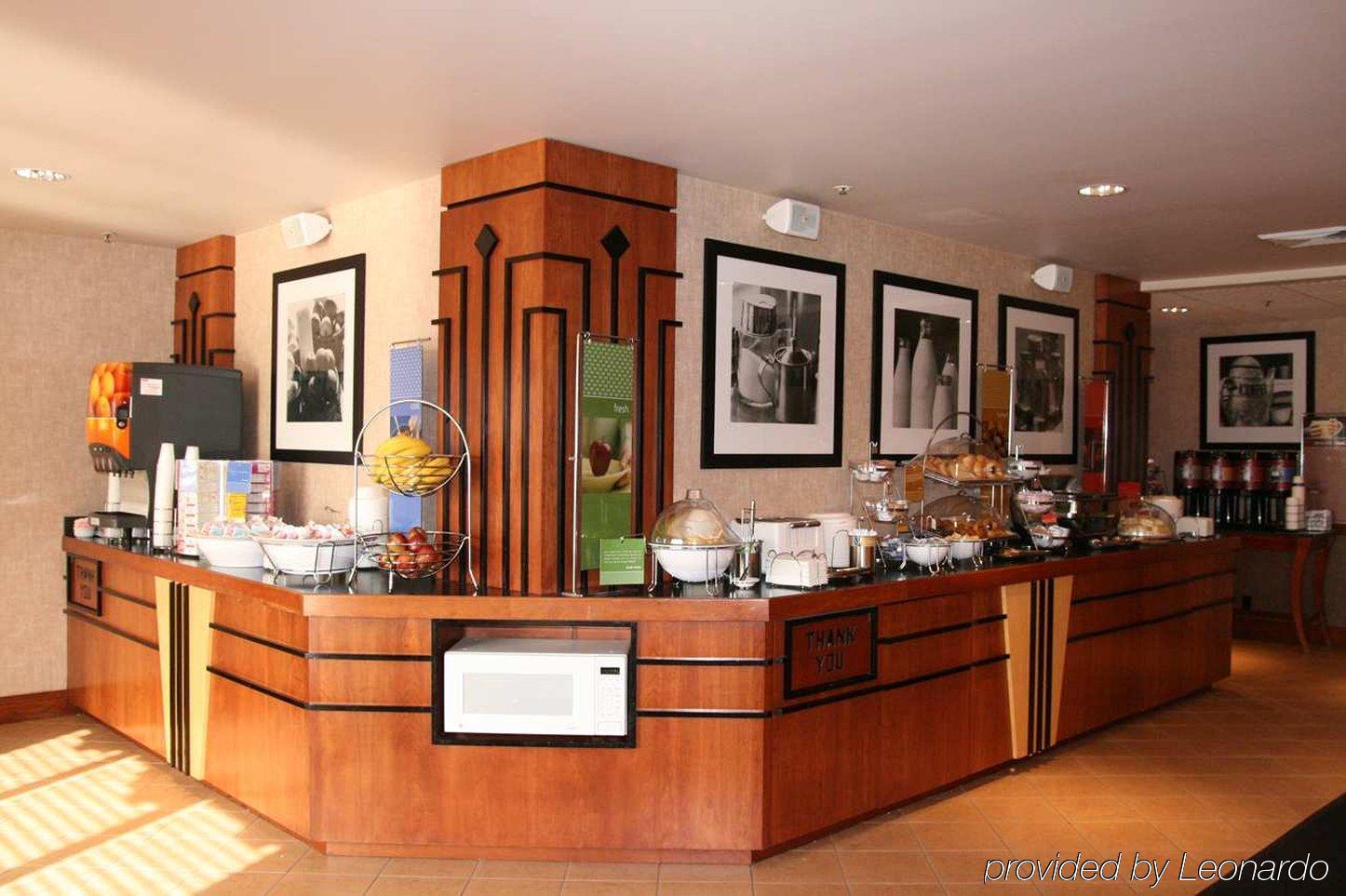 Hampton Inn Columbus/Taylorsville Edinburgh Restaurant billede